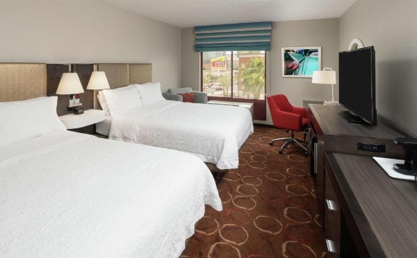 Hampton Inn By Hilton Las Vegas-Tropicana image 26