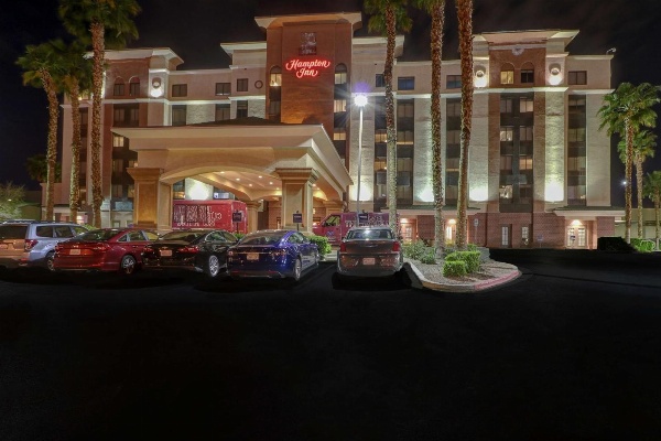 Hampton Inn By Hilton Las Vegas-Tropicana image 7